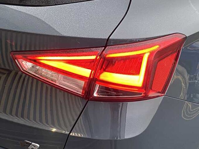 SEAT Arona 1.0 TSI 115 FR Sport 5dr DSG