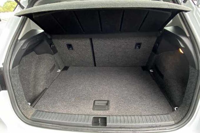 SEAT Arona 1.0 TSI SE 5dr